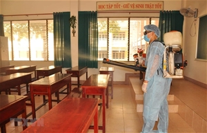 Hà Nội: Trường học hoàn thành vệ sinh, khử khuẩn đón học sinh trở lại.