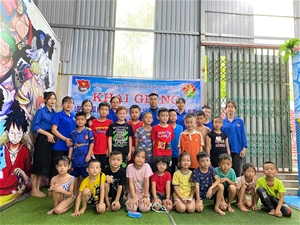 Tổ chức khai giảng lớp dạy bơi miễn phí và tập huấn kỹ năng phòng, chống đuối nước cho trẻ em trên địa bàn thị trấn Yên Sơn, huyện yên Sơn, tỉnh Tuyên Quang dịp hè năm 2022. 