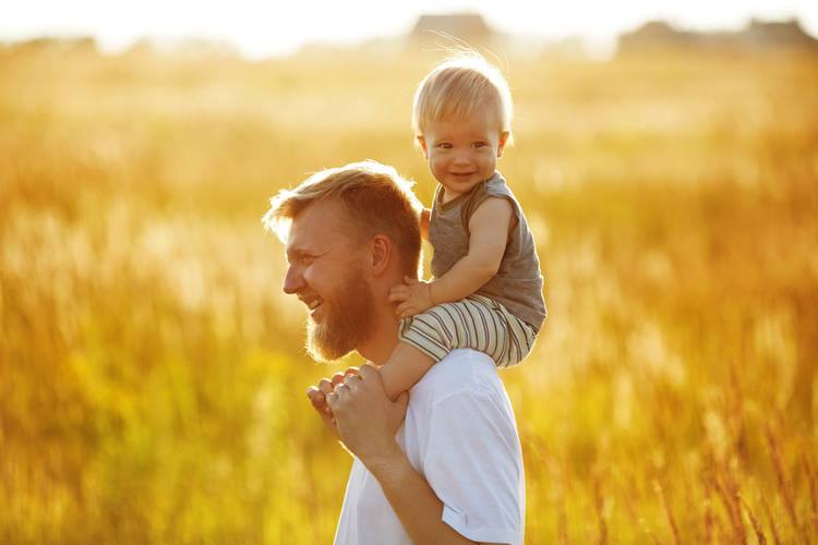 4 điều người cha không nên bỏ qua khi bé bước qua 1 tuổi.