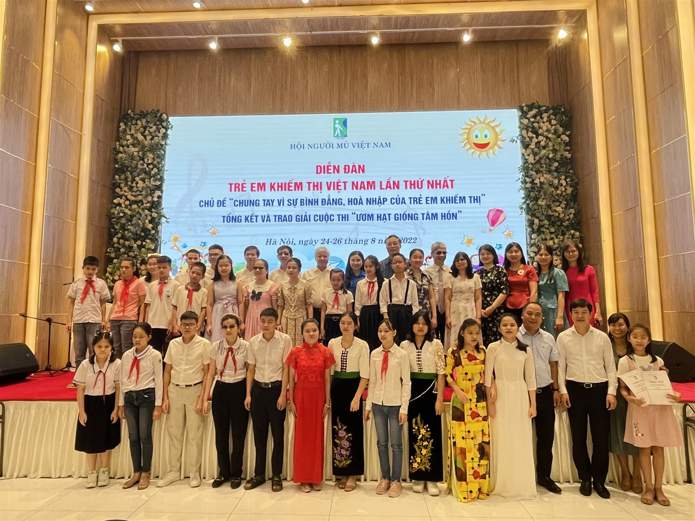 Bí thư Trung ương Đoàn đối thoại với trẻ em khiếm thị Việt Nam lần thứ nhất năm 2022