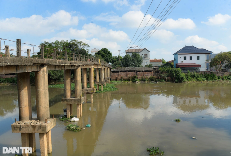 Nguyên nhân ban đầu vụ 3 bố con chết trên sông ở Hưng Yên