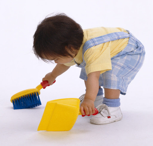 Bảng phân công việc nhà cho trẻ 2-5 tuổi.