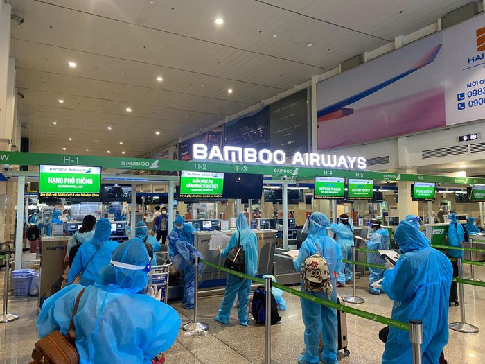 Bamboo Airways đưa 83 thai phụ và 14 trẻ nhỏ hồi hương an toàn.